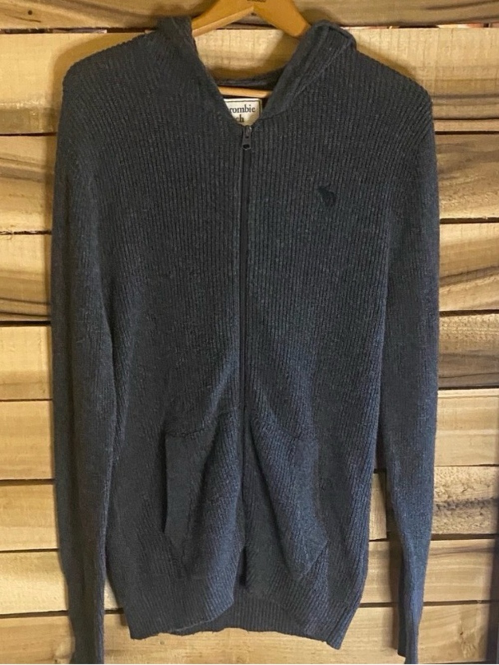Abercrombie & Fitch charcoal gray full zip hooded Sweater size medium